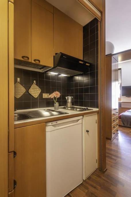 Osti 3 Beautifully Furnished Διαμέρισμα Μιλάνο Εξωτερικό φωτογραφία
